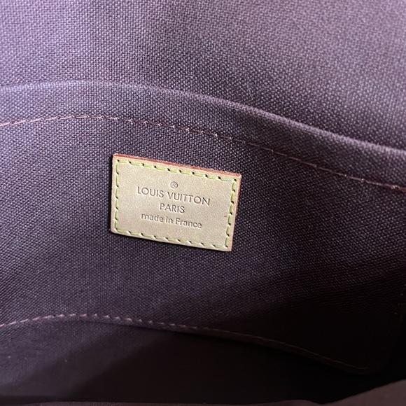 Louis Vuitton Favorite - Picture 7 of 9